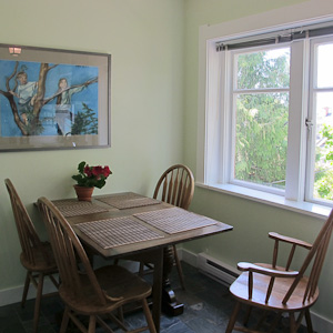 Oak Suite - Dining Room