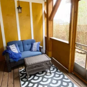 Oak Family Suite - Screened in Porch off Den